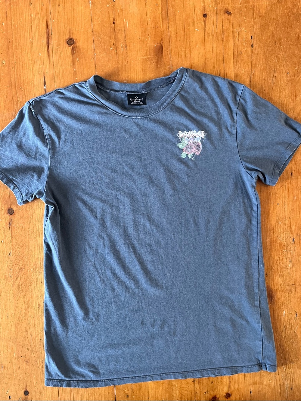 Vintage Y2K Fabric Tag Empyre “Damage Done” Skater Graphic Tee